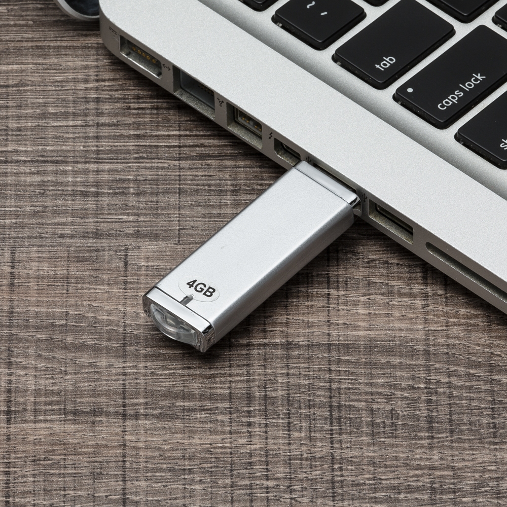 Pen Drive Super Talent 4GB PRATA 4164d1