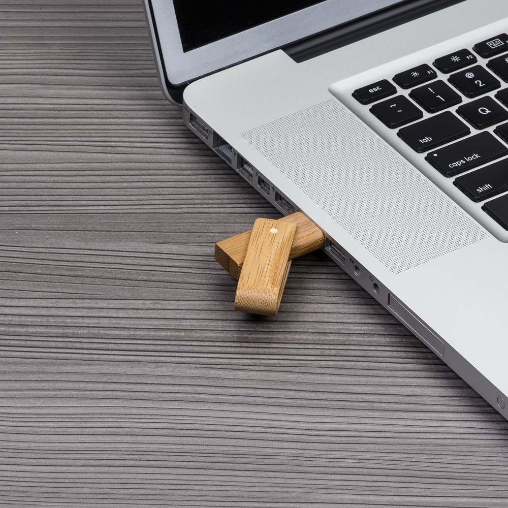Pen Drive 4GB Giratorio Bambu MADEIRA 4363d1